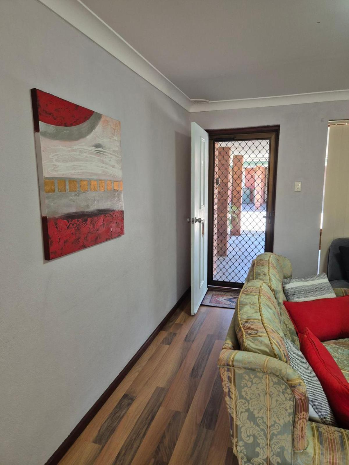 Champion Bay Beach Unit, With Own Carport, Geraldton Exterior photo